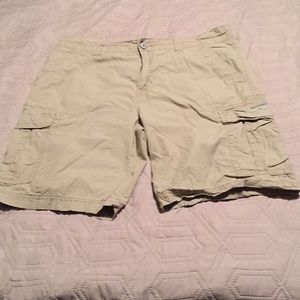 Cargo shorts 40 waist